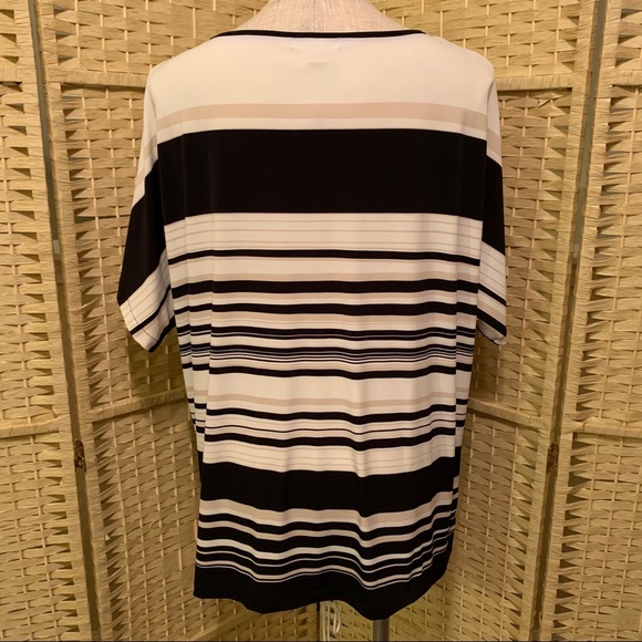 Stripe & Floral top - Picture 5 of 5